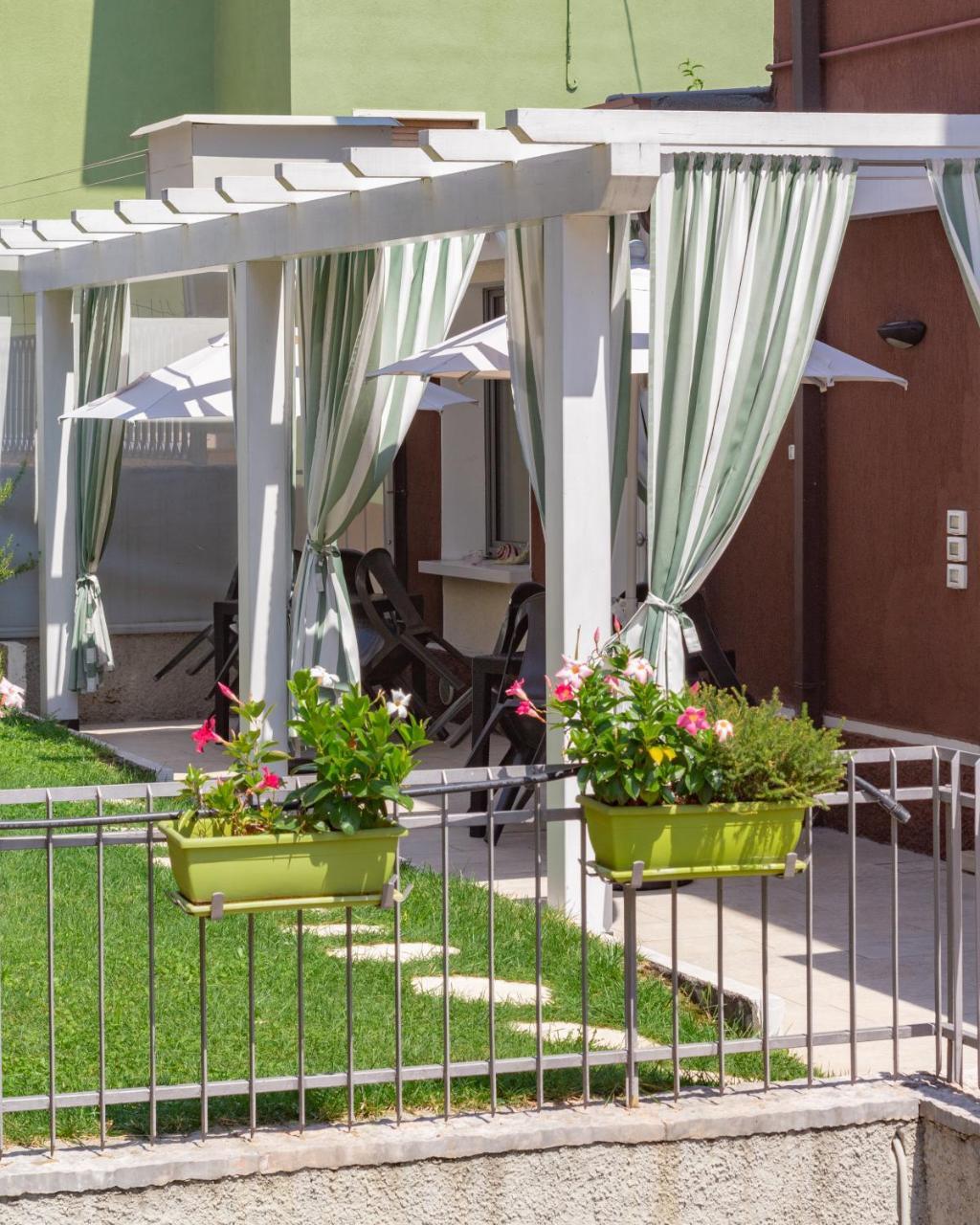 Blau Vacanze Пескьера-дель-Гарда Экстерьер фото
